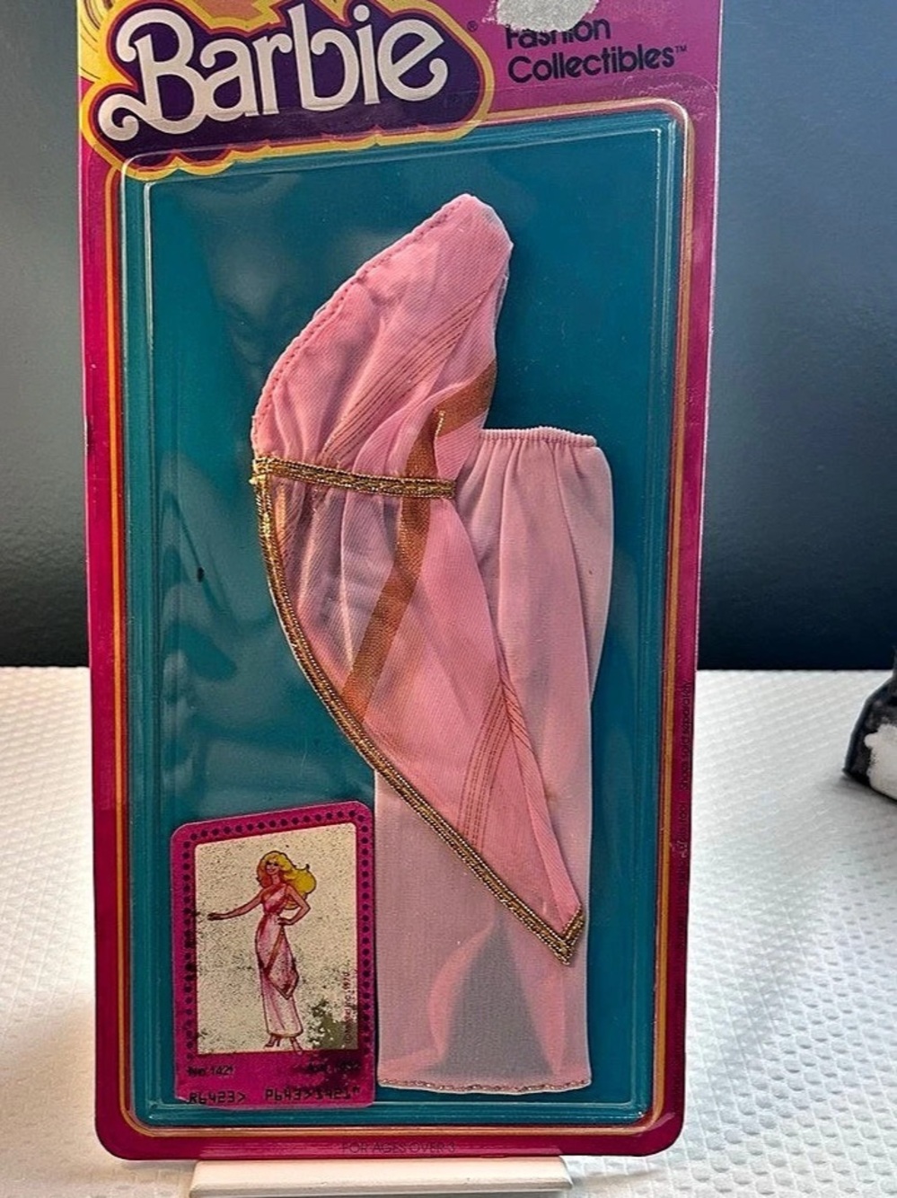 Vintage 1978 Barbie Fashion Collectibles #1421 Pink & Gold Gown – Original Packa